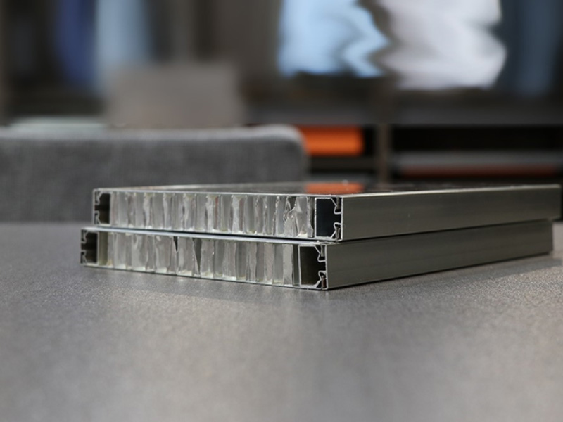 304不銹鋼蜂窩板衛生間隔斷