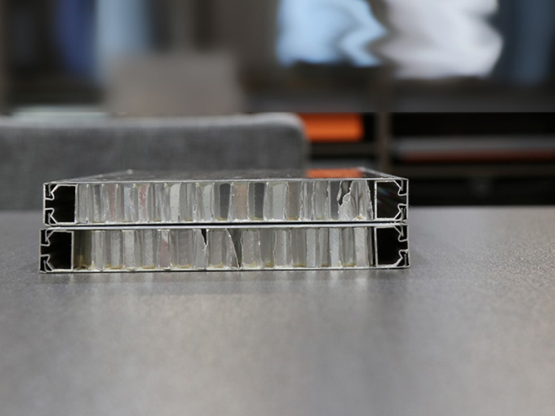 304不銹鋼蜂窩板衛生間隔斷