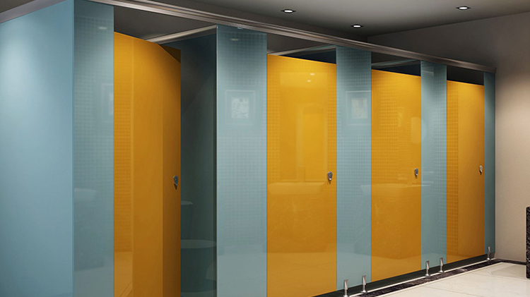 如何選擇公共衛(wèi)生間隔斷材料?